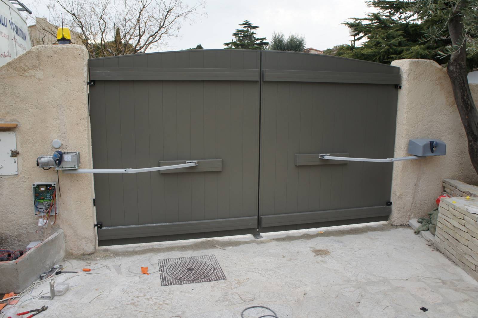 Motorisation DEA livi 500 en cours d'installation